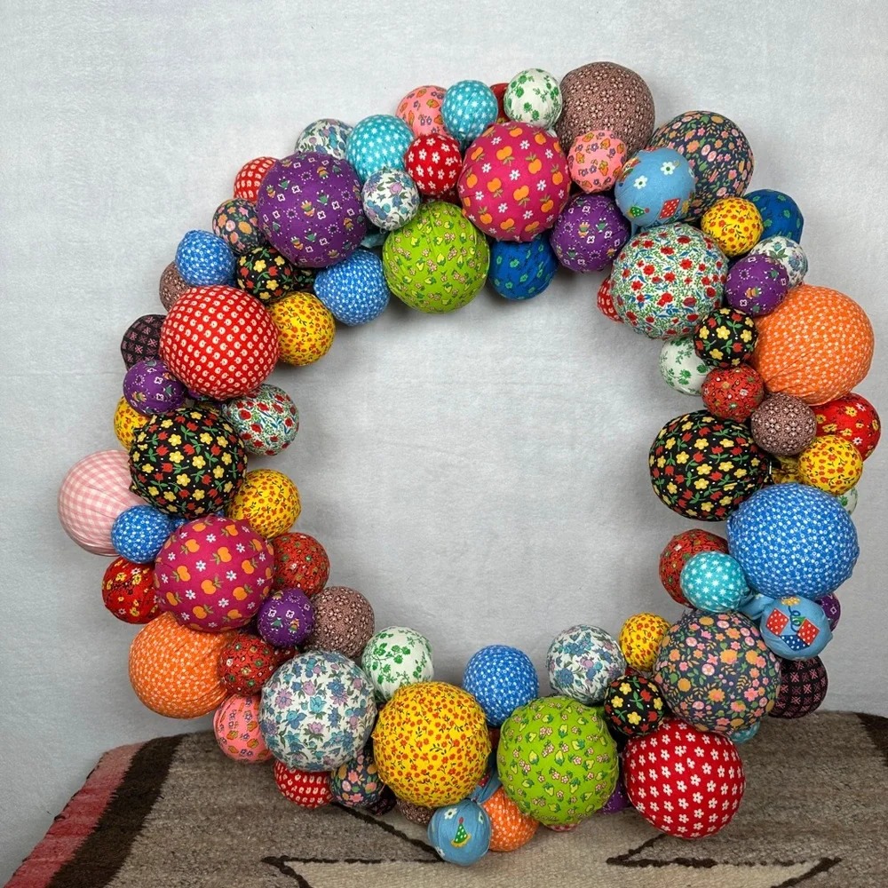 Colorful Fabric Ball Wreath vintage retro 50s‎ 60s
